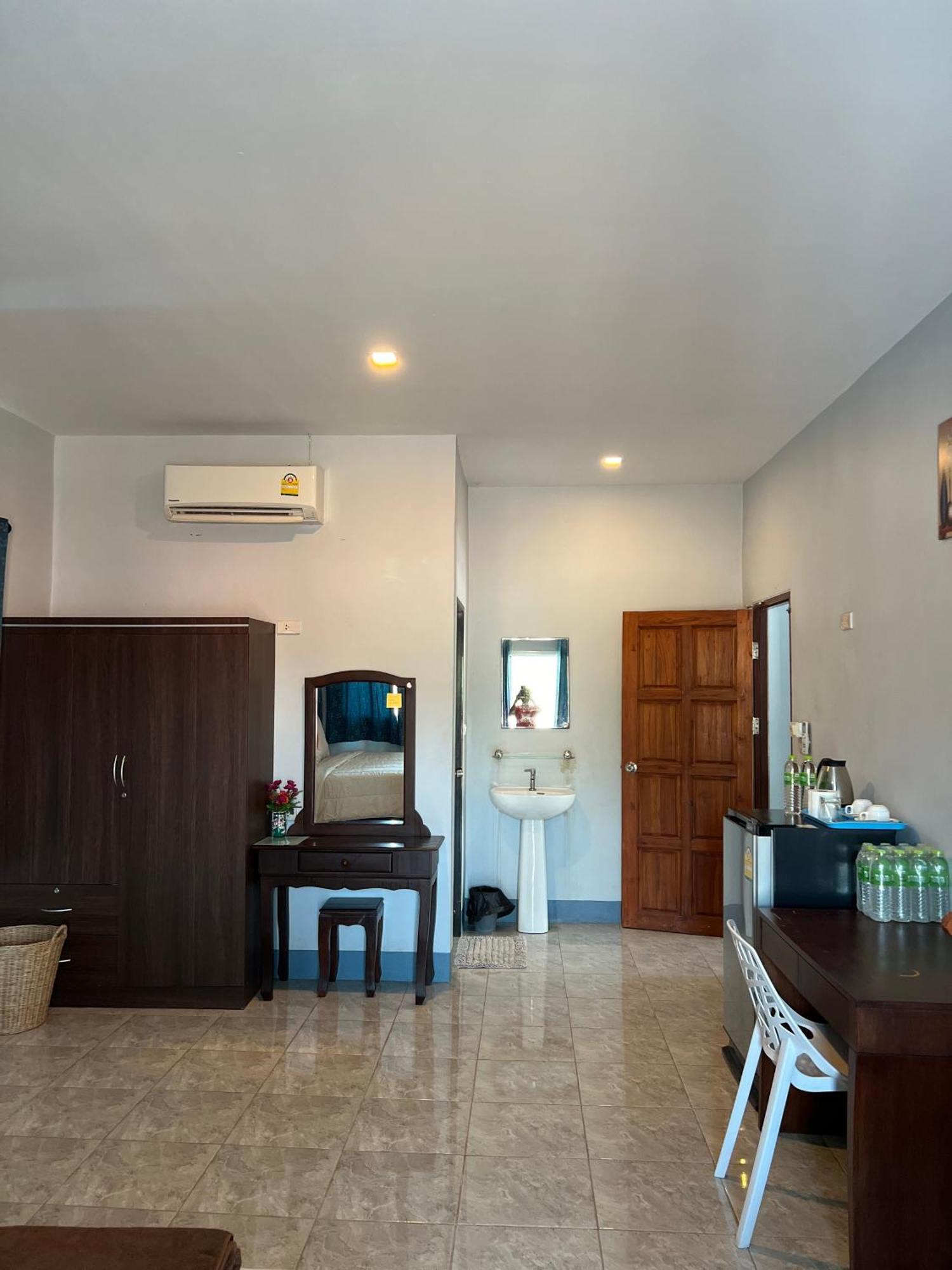Nare Guest House Ko Lanta Exterior foto
